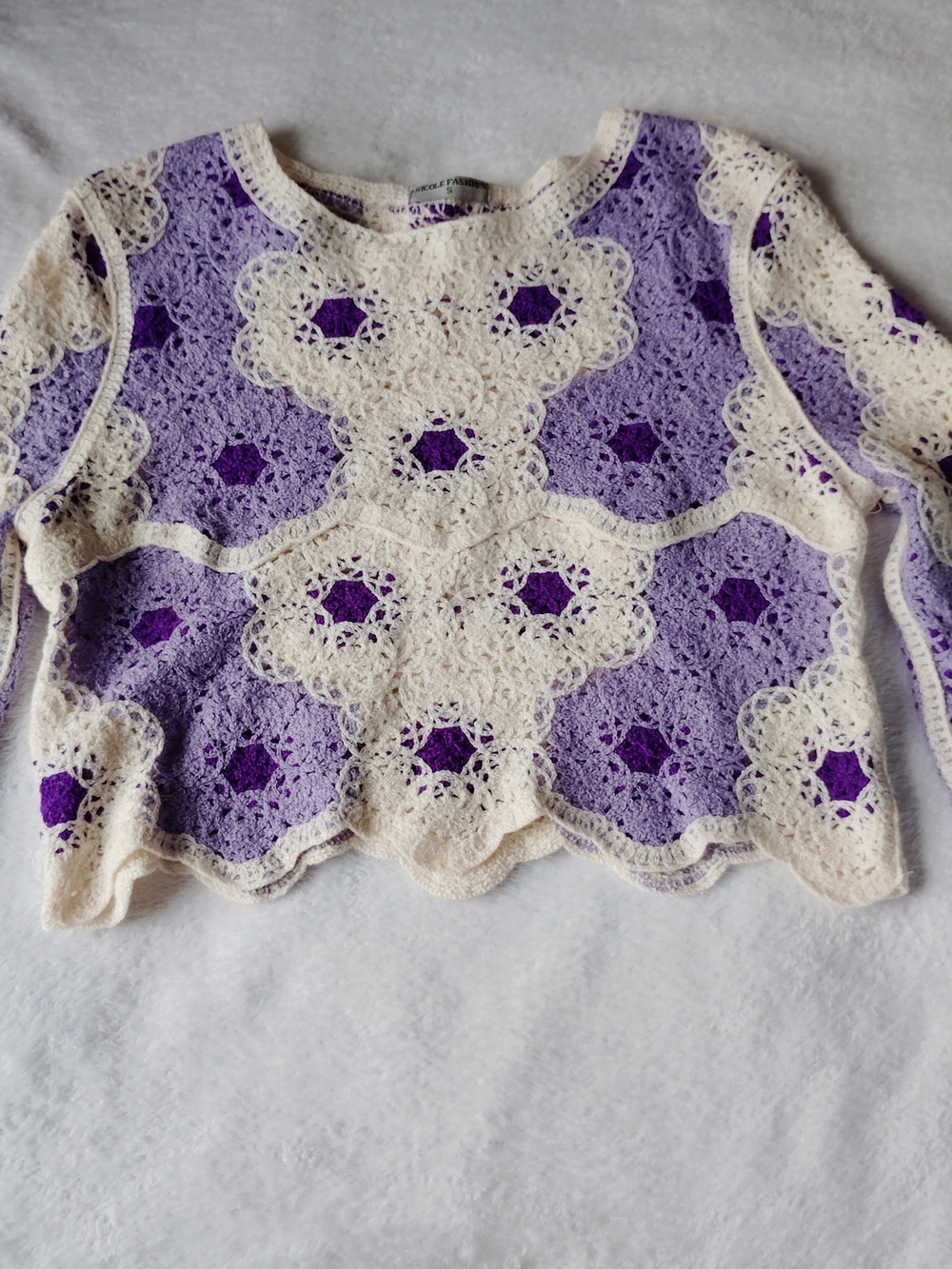 Boho Floral Crochet Cropped Sweater Purple White Granny Square Knit Top Small